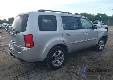 2015 Honda Pilot Ex-L z USA, uszkodzony, nr VIN 5FNYF4H53FB055027